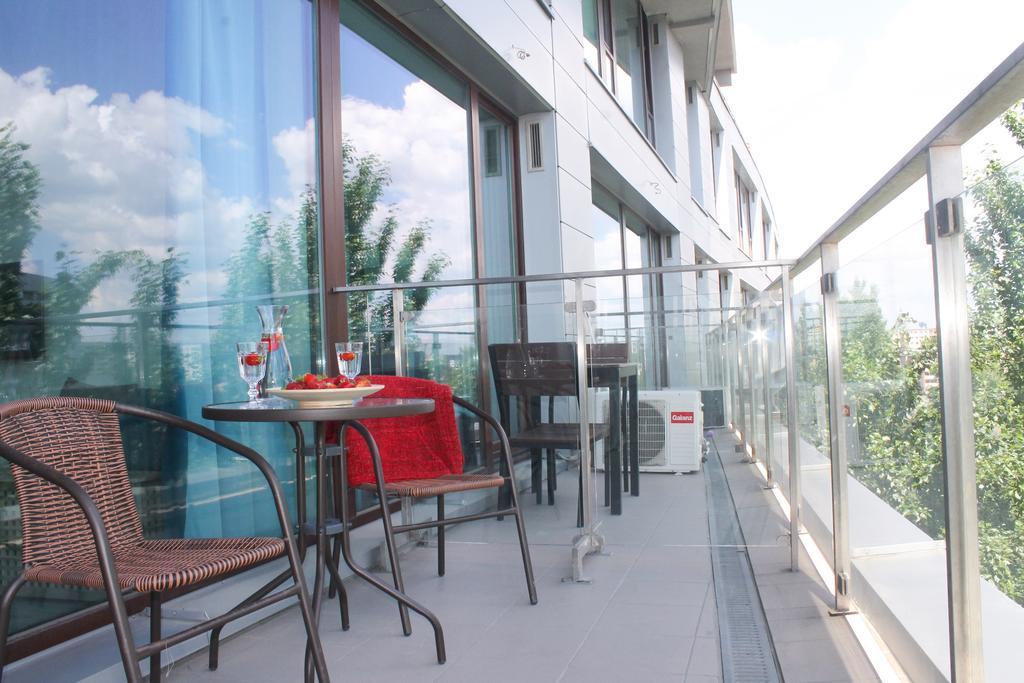 Apartament Apart Studio Warszawa Zewnętrze zdjęcie